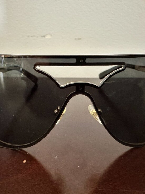 Versace Aviator Gold Medusa And Frame MOD 2161 1002 /87 Sunglasses Made In Italy main image 13